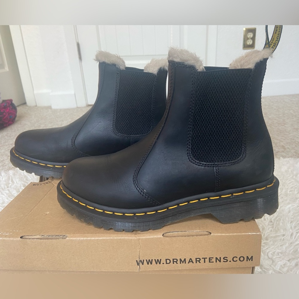 Dr. Martens Leonore boot - EUC ❄️